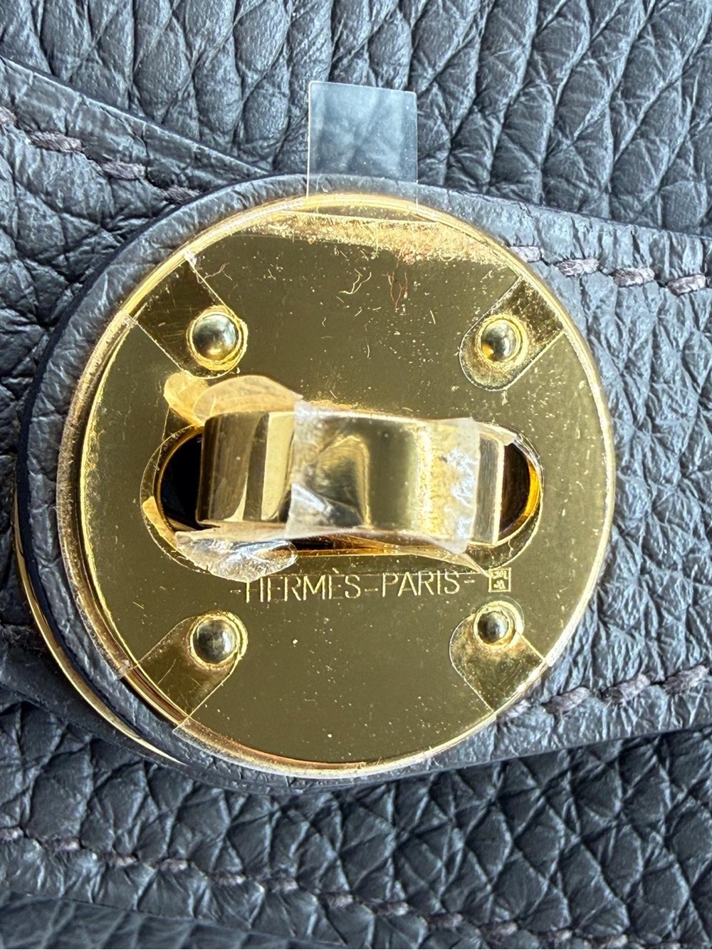 Hermes Lindy 30 Taurillon Clemence Etoupe Shoulder Bag Gold Hardware - Picture 10 of 15